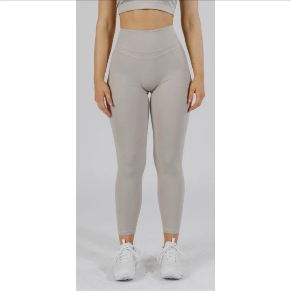 Paragon fitwear High-Waisted Gray Leggings